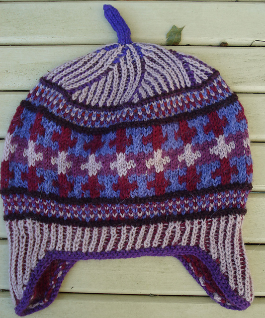 Earflap cap in purples