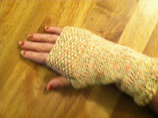 Seeds of Love fingerless gloves