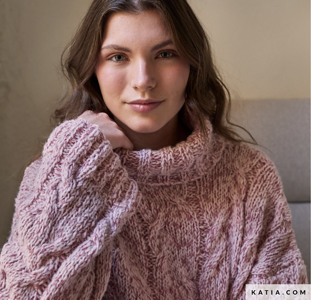 7536-4 Cabled Sweater