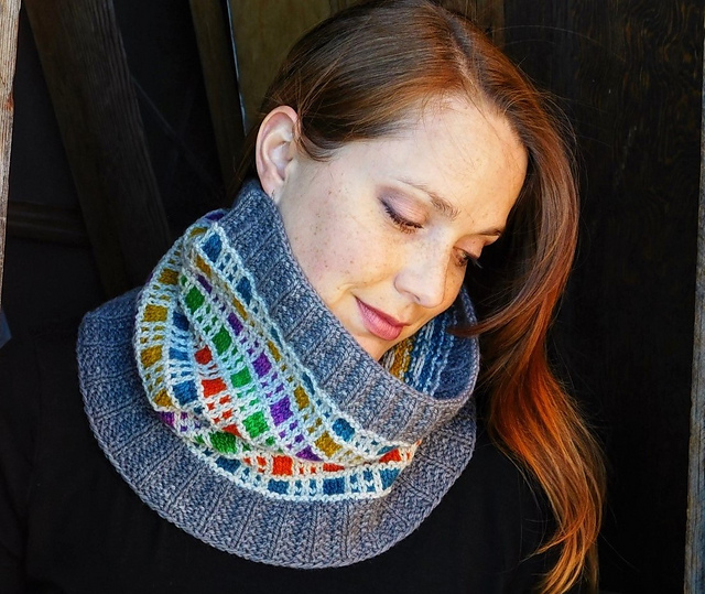 Mullioned Cowl