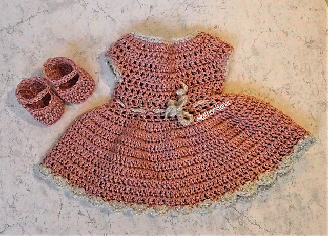 Princess dress for the dollie