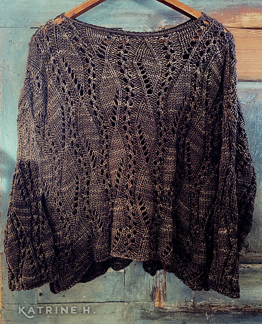 Ravelry: Mocca Lace-Knit Top ♡ pattern by Katrinine