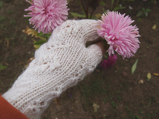 Greta Fingerless Gloves