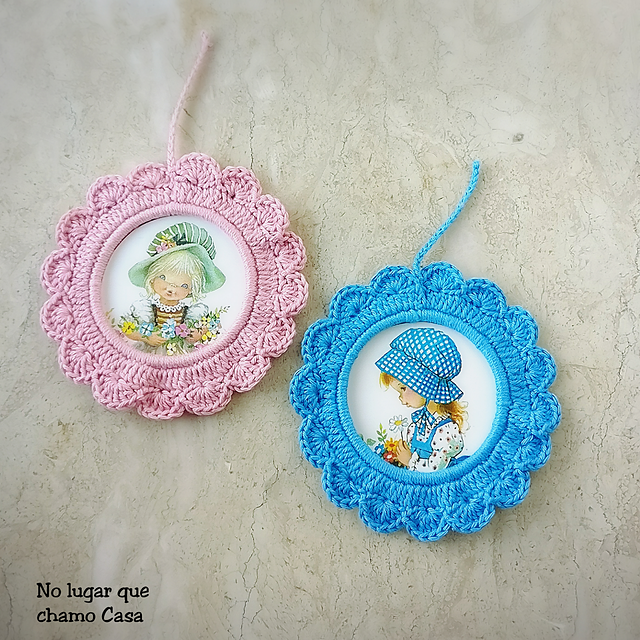 Crochet frame