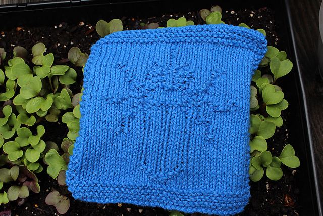 Maine Mosquito Dishcloth