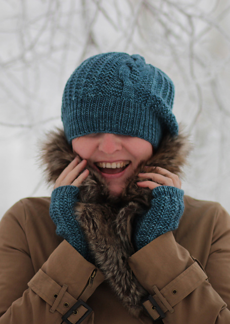 Blue frost hat and mittens
