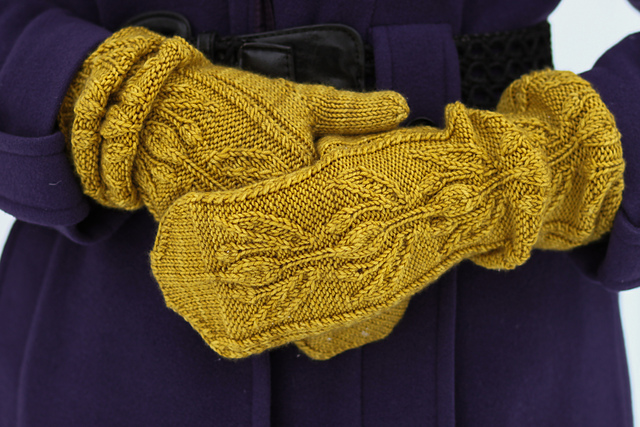 Angel Flowers Mittens