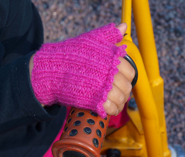 Childrens Wrist warmers