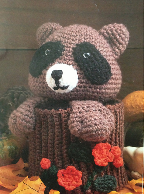 Raccoon Toilet Paper Holder