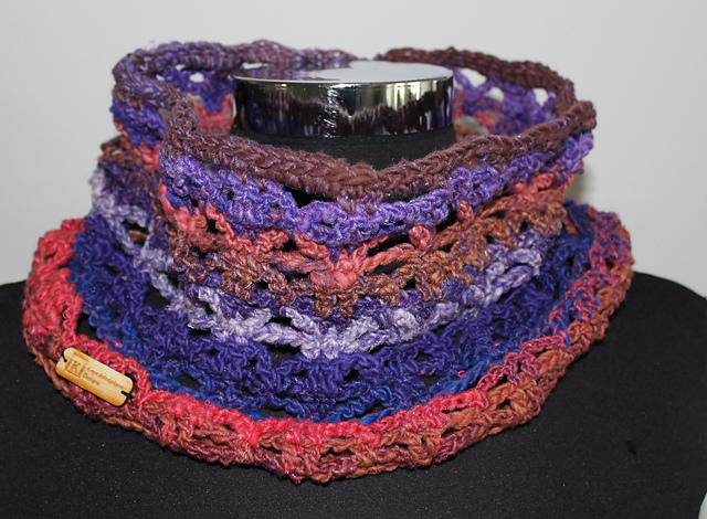 Circular Cowl