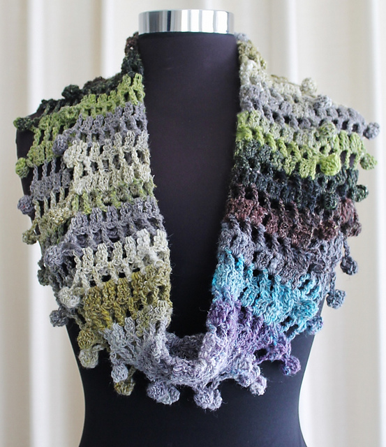 Bobbly cowl and infinity scarf