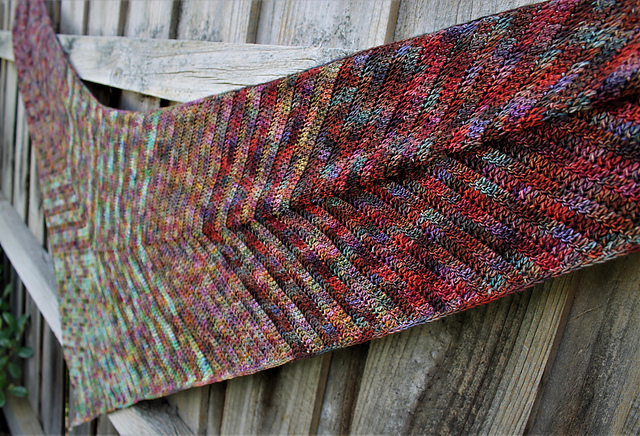 Fading connections shawl