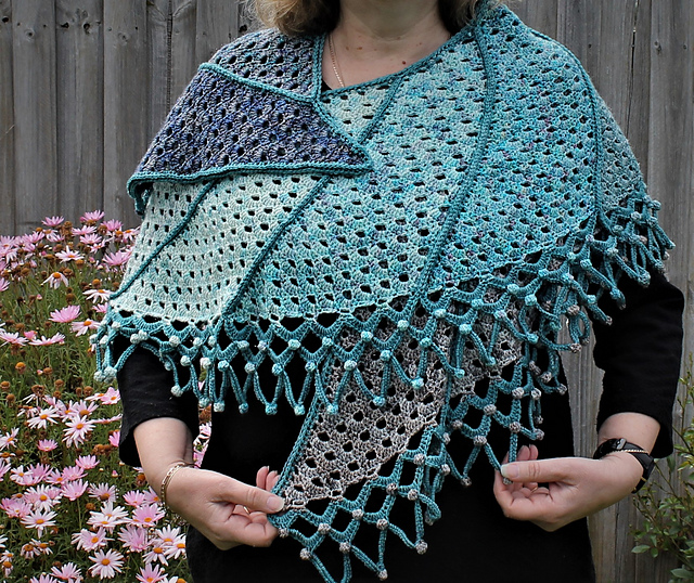 Vortex shawl
