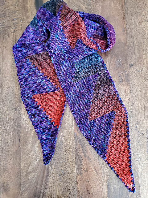Zigzag scarf
