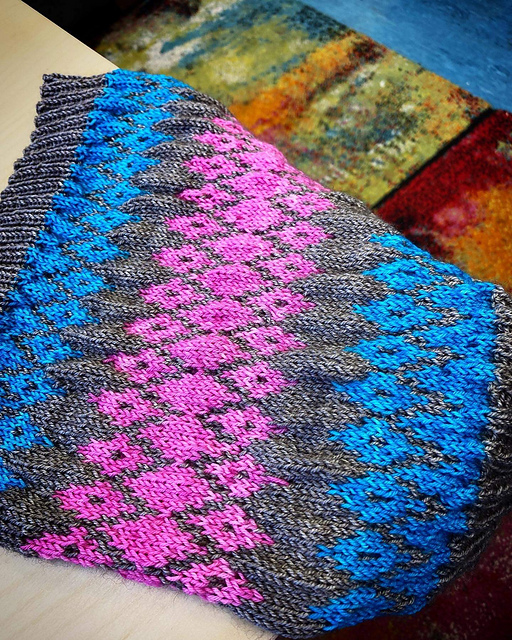 Snug as a bug cowl