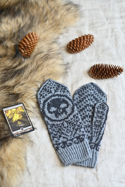 Black planeswalker mittens