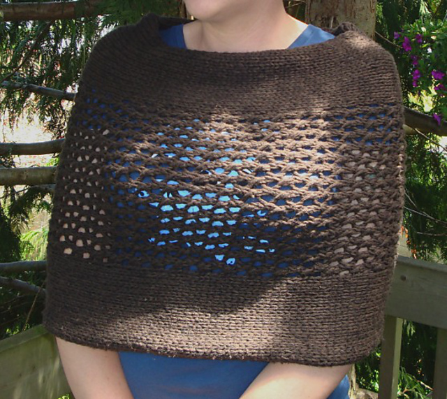 chunky mesh shoulder wrap