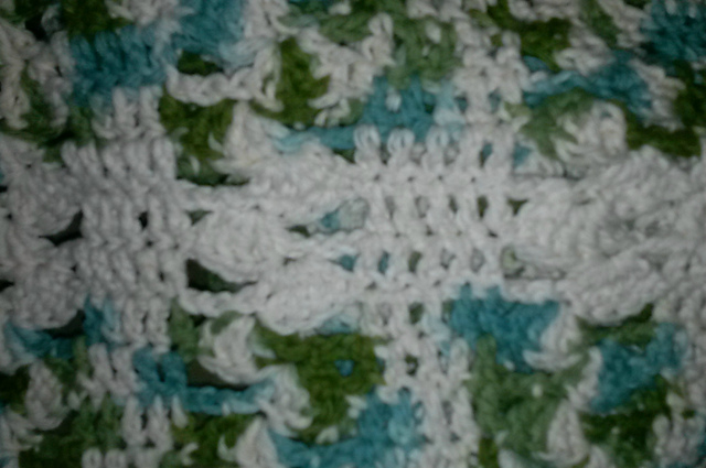 Tipsy Cluster Lap Throw