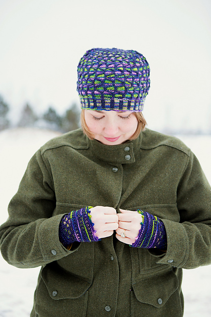 Glensheen Hat & Wristers