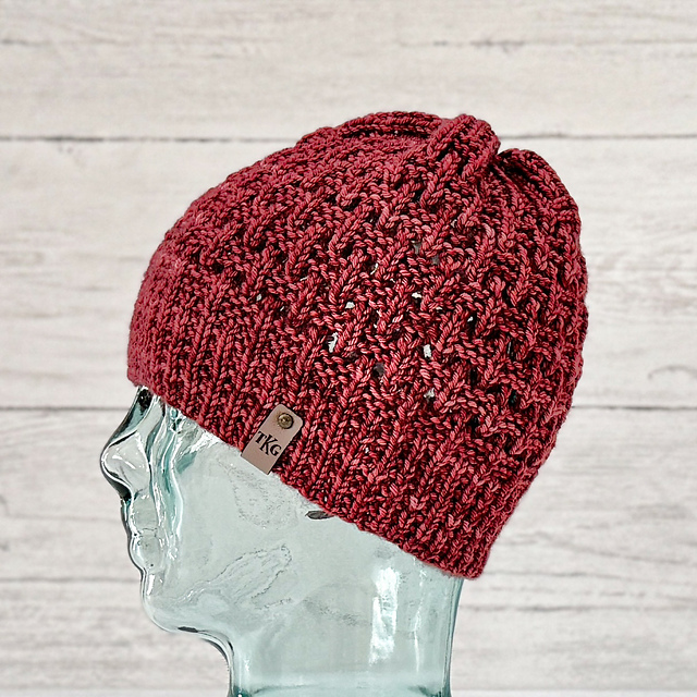 Basket of Lace Beanie (Worsted)