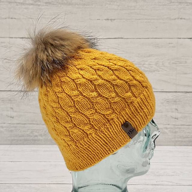 Tiny Dancers Beanie (Worsted)