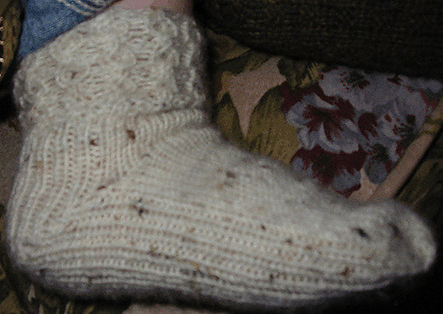 Cute Cabled Socks for Tots
