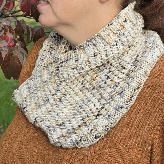 Bamboo Lantern Cowl