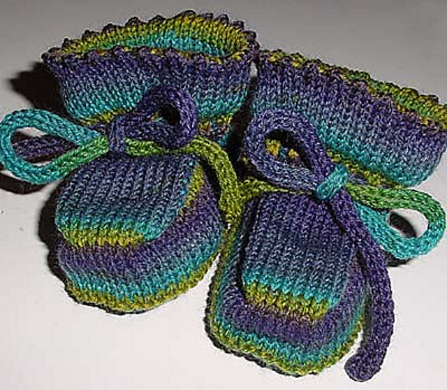 Machine knit Baby Booties