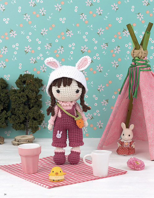 Anna the little bunny girl