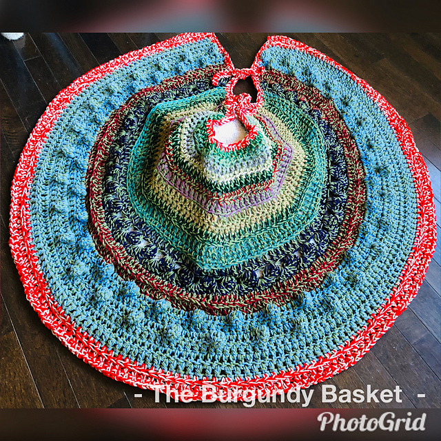 12 Days of Christmas Scrap Yarn Tree Skirt