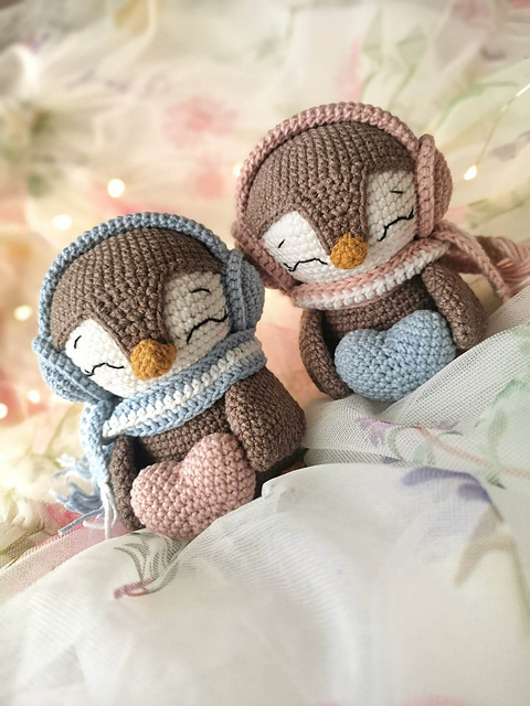 Valentine`s Day penguin toy