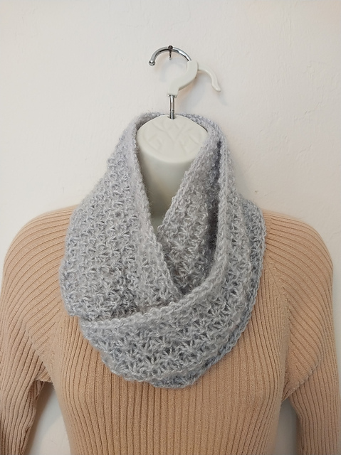 Raven Cowl