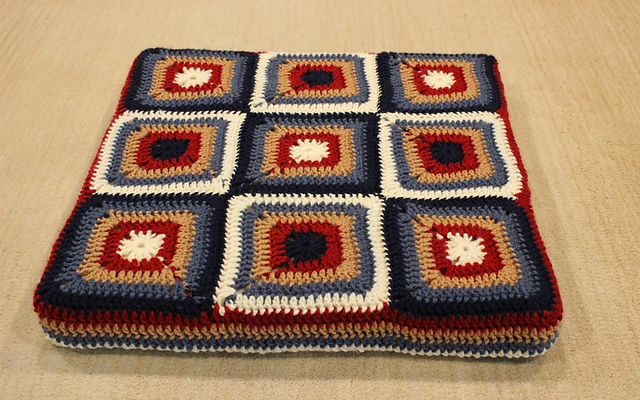 Motif Square Cushion