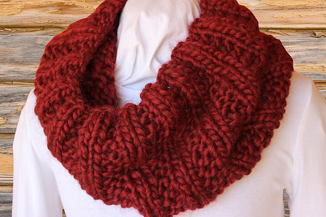 Mega Chunky Cowl