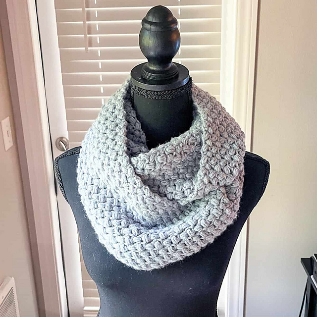 Bean Stitch Infinity Scarf