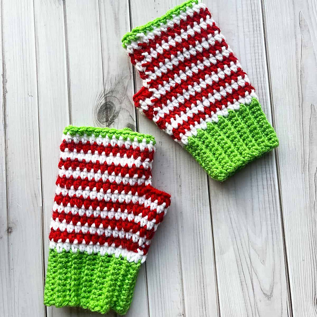 Ribbed Fingerless Gloves