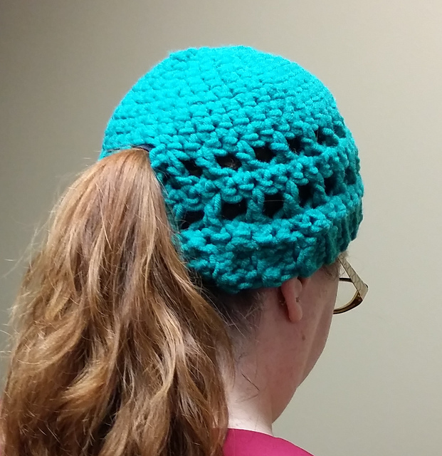 Ladies Runners Cap in Crochet