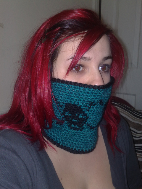 Crochet skull cowl