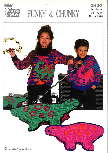 2430 Brontosaurus Sweater and Toy