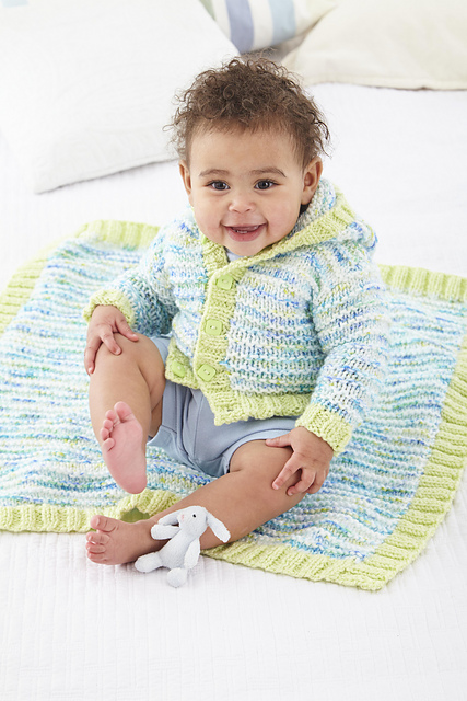 6179 Jacket and Blankets