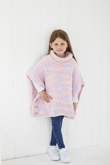 6240 Poncho and Sweater