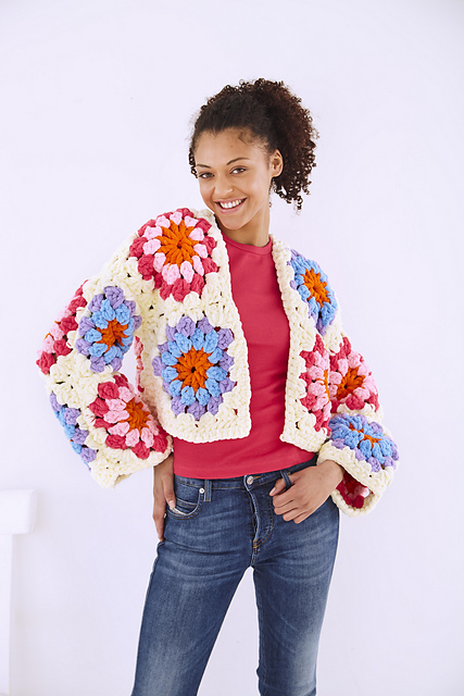 6233 Granny Square Cropped and Long Coatigans