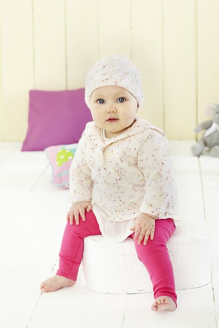 5471 Babies Sweaters and Hat