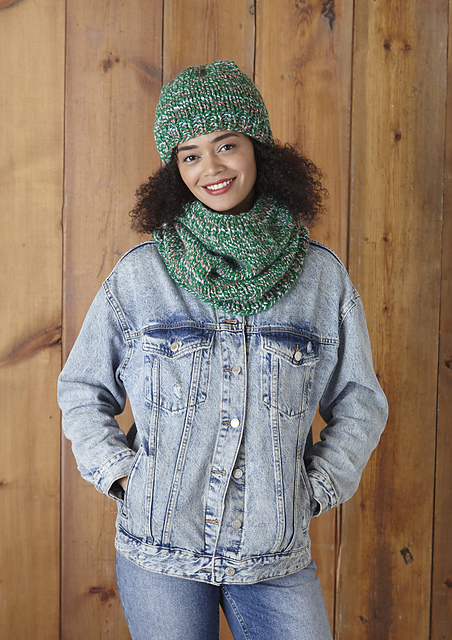 5781 Throw, Scarf, Snood and Hat
