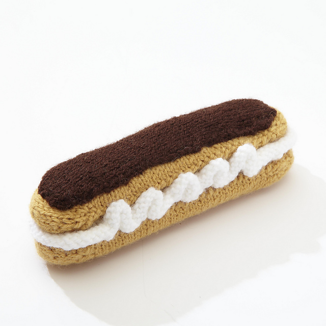 BKFOODK1 Chocolate Eclair