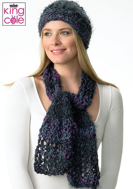 3385 Top, Hat and Scarf