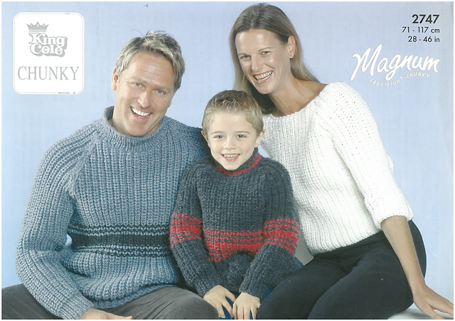2747 Sweaters and Top