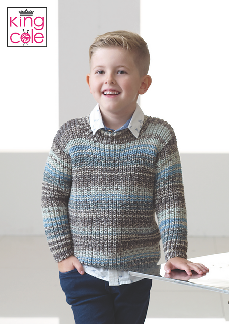 4453 Sweaters, Hat and Scarf