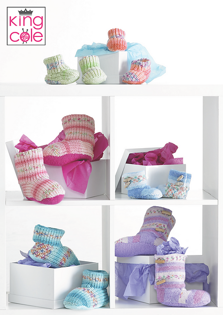 4325 Hug Slippers