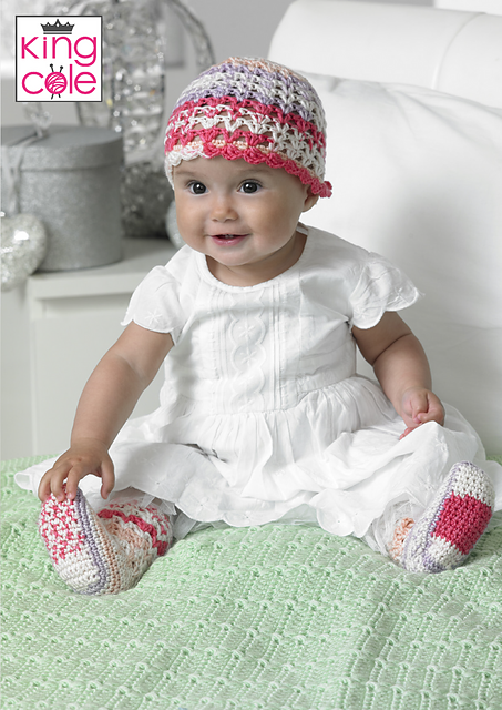 4419 Crochet Hat, Scarf, Shoes, Socks and Blanket